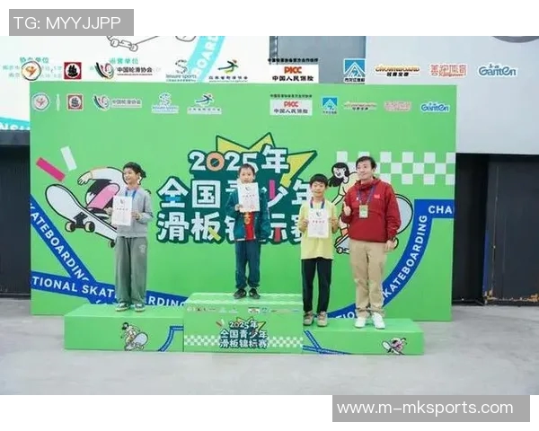 实时新闻南京滑板队在世界滑板锦标赛中的战术分析与表现评估